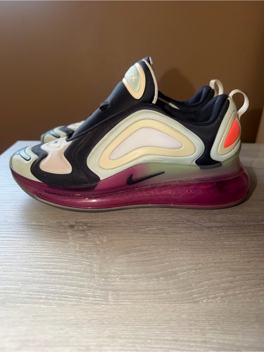 Nike Multicolor Air Max 720 with Black, Cream & Magenta Accents